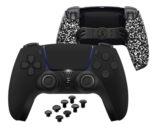 Eleganter, schwarzer PS5-Controller mit einer rutschfesten Gummirückseite für optimalen Halt und maximale Kontrolle.