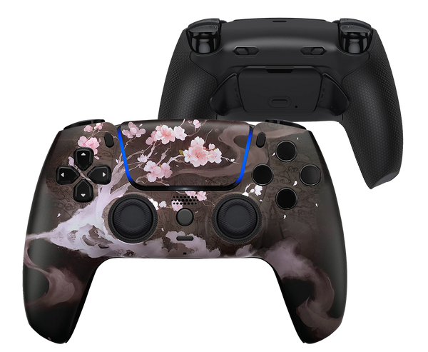 PS5 DualSense Controller im zarten Kirschblüten-Design mit rosa und weißen Blütenmotiven.