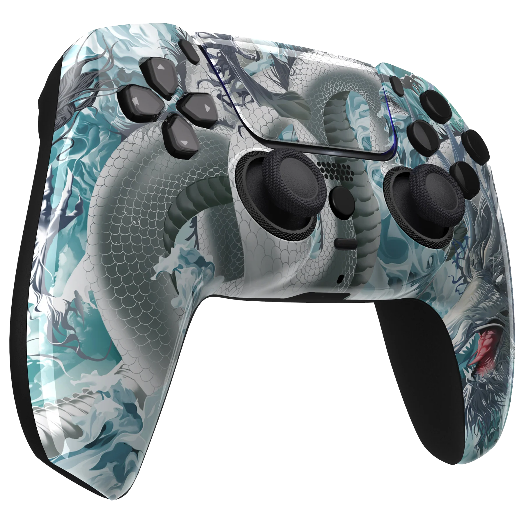 Detailreicher PS5 Controller mit eisblauem Drachenschuppen-Muster und frostigem Look.
